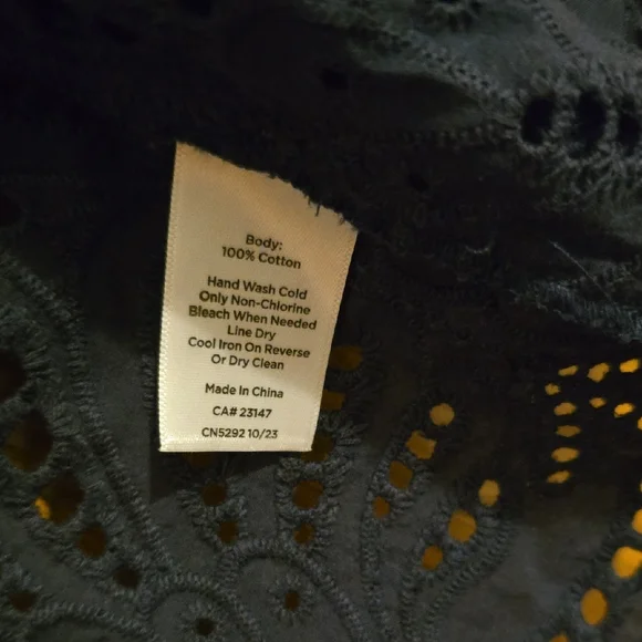 Talbots Women's Navy Lace Cotton Cardigan / Shrug - Picture 4 of 4